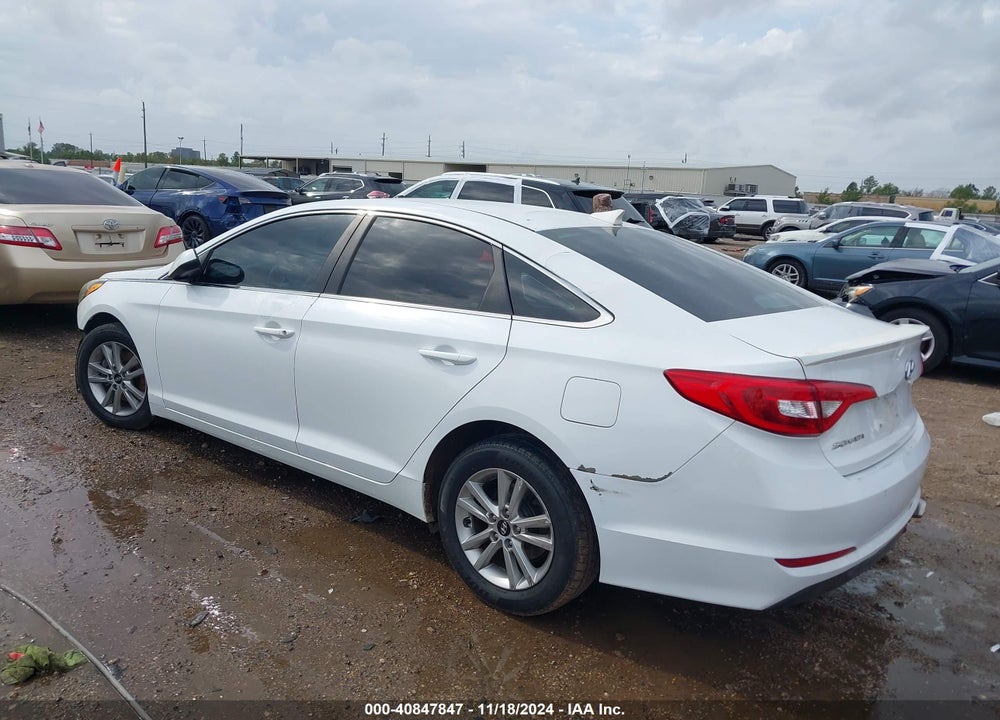 2017 HYUNDAI SONATA VIN: 5NPE24AFXHH514673