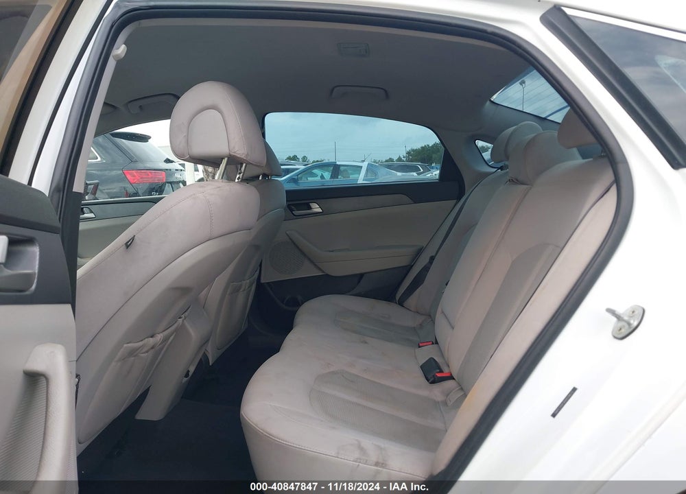 2017 HYUNDAI SONATA VIN: 5NPE24AFXHH514673