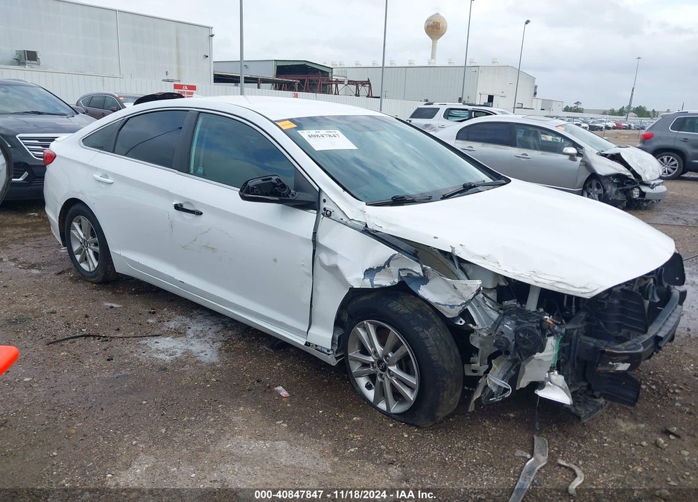 2017 HYUNDAI SONATA VIN: 5NPE24AFXHH514673