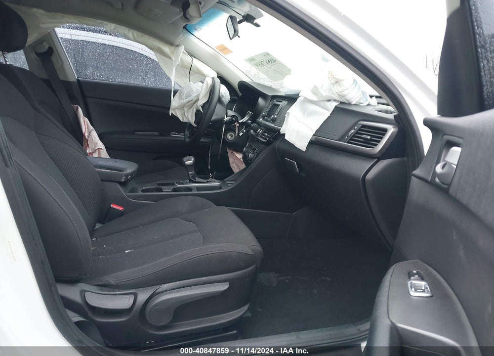 2017 KIA OPTIMA VIN: 5XXGT4L30HG148596