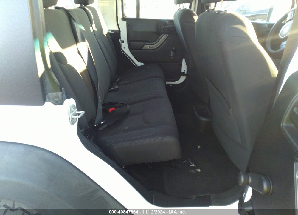 2016 JEEP WRANGLER UNLIMITED SPORT VIN: 1C4BJWDG5GL125049