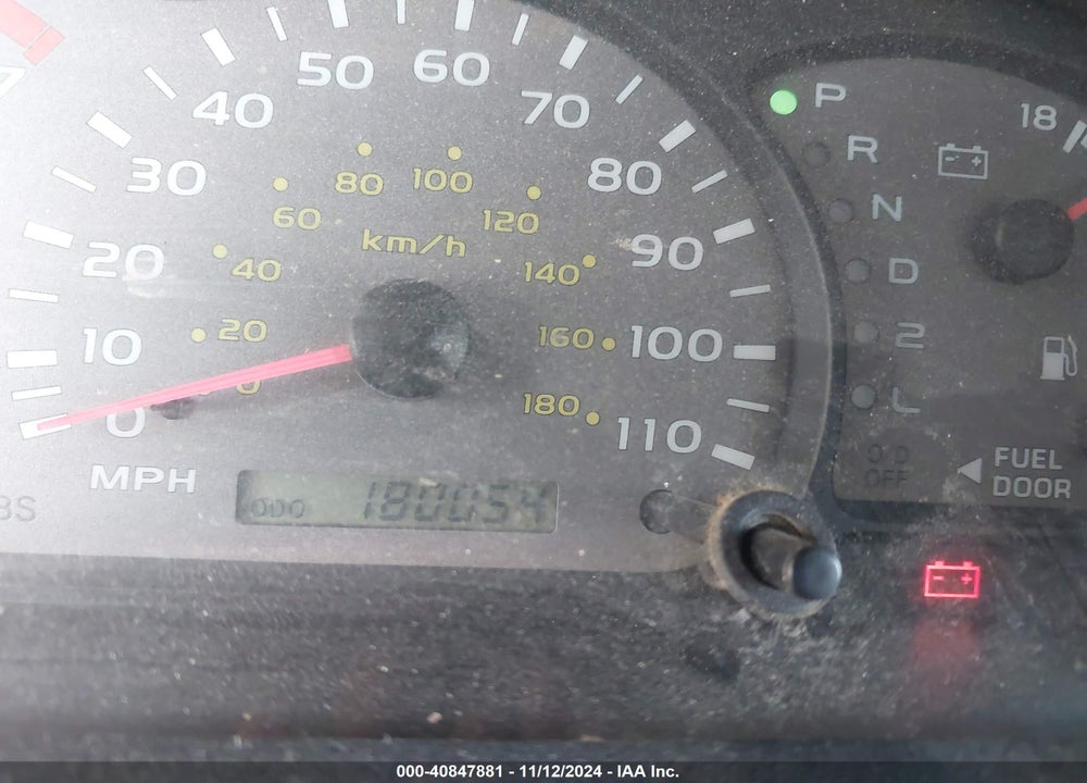 2003 TOYOTA SEQUOIA SR5 V8 VIN: 5TDZT34A63S168326