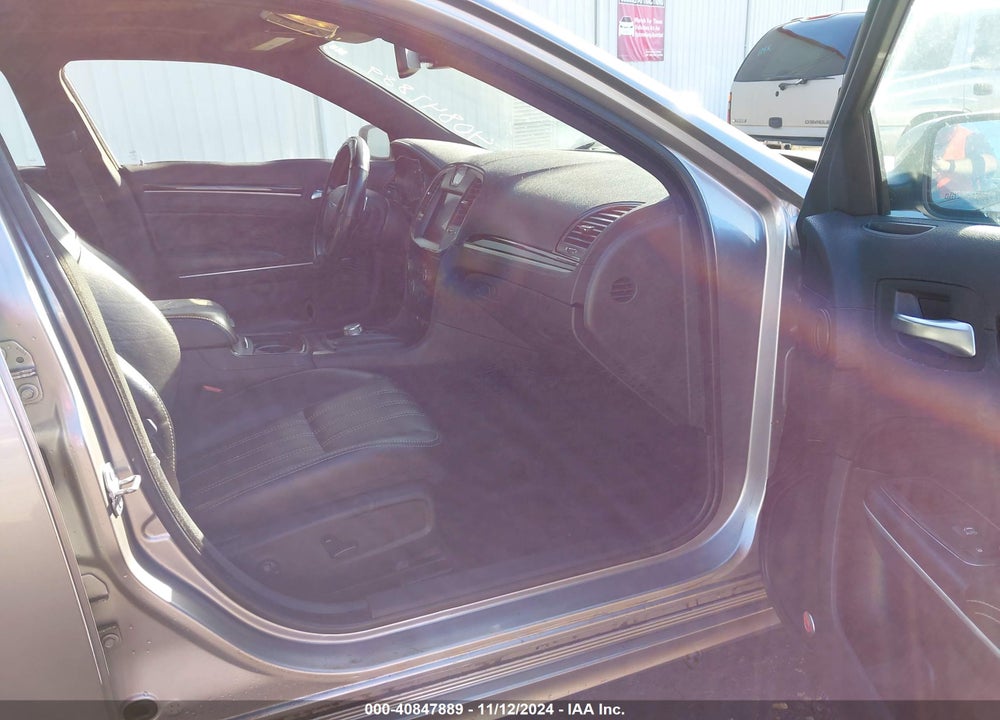 2018 CHRYSLER 300 300S VIN: 2C3CCABG6JH266533