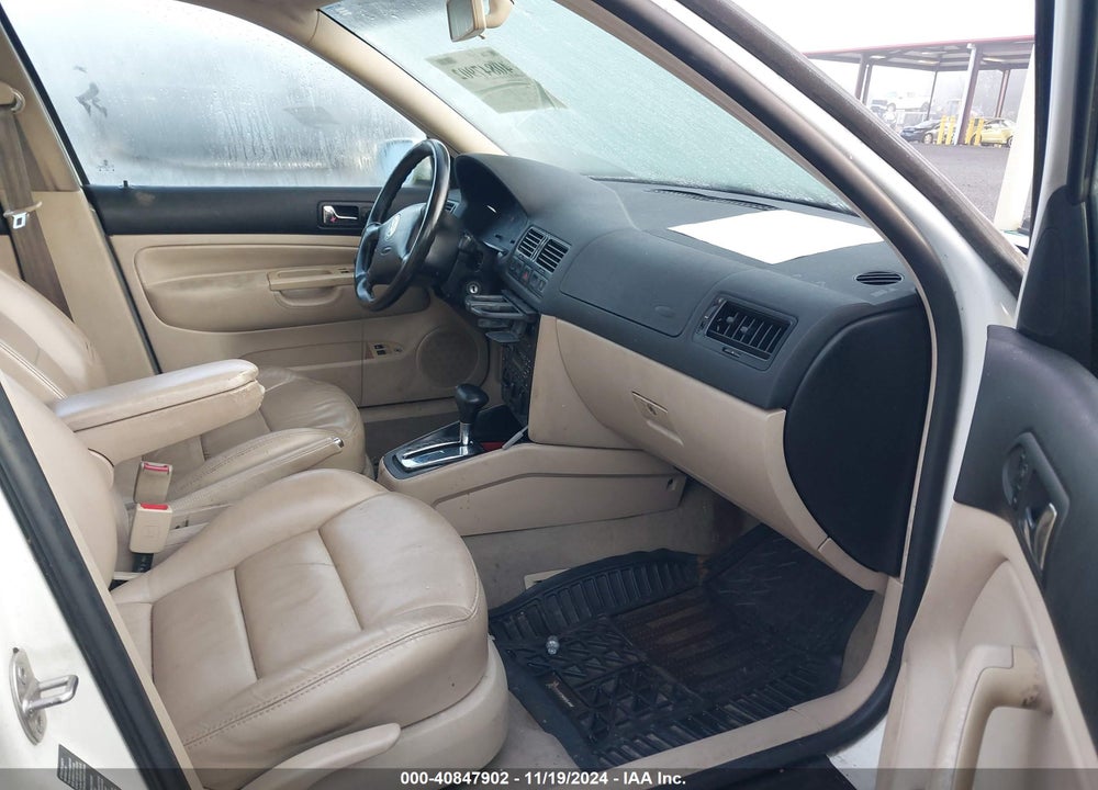 2000 VOLKSWAGEN JETTA GLS TDI VIN: 3VWSF29M6YM194953