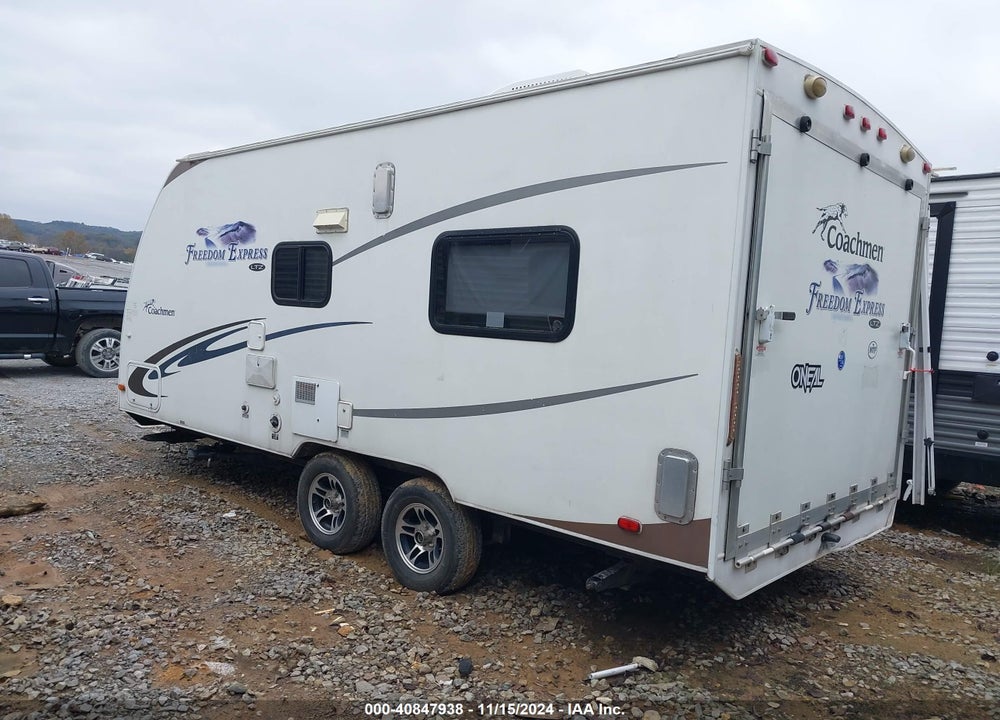 2010 FOREST RIVER FREEDOM EXPRESS VIN: 5ZT2FEHB6AA002758