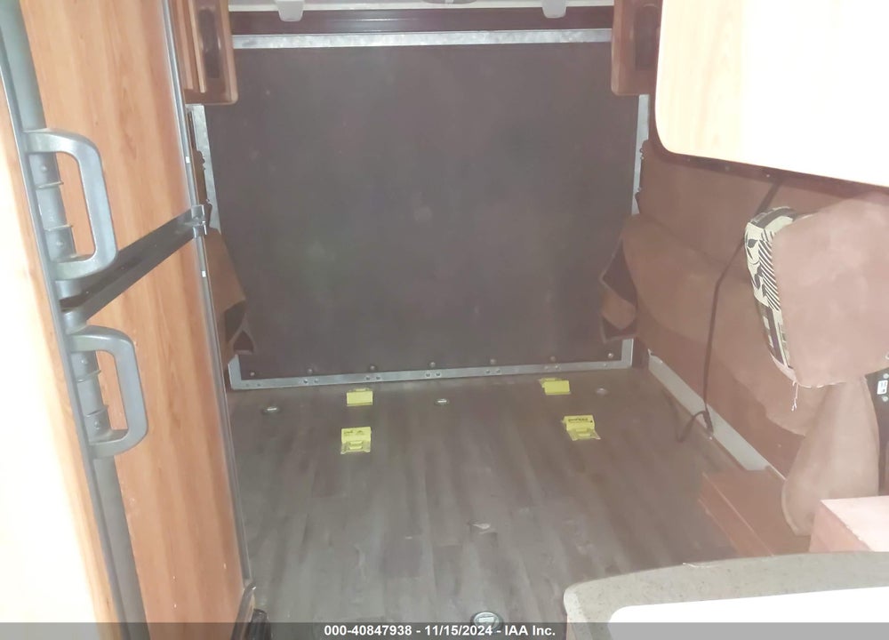 2010 FOREST RIVER FREEDOM EXPRESS VIN: 5ZT2FEHB6AA002758