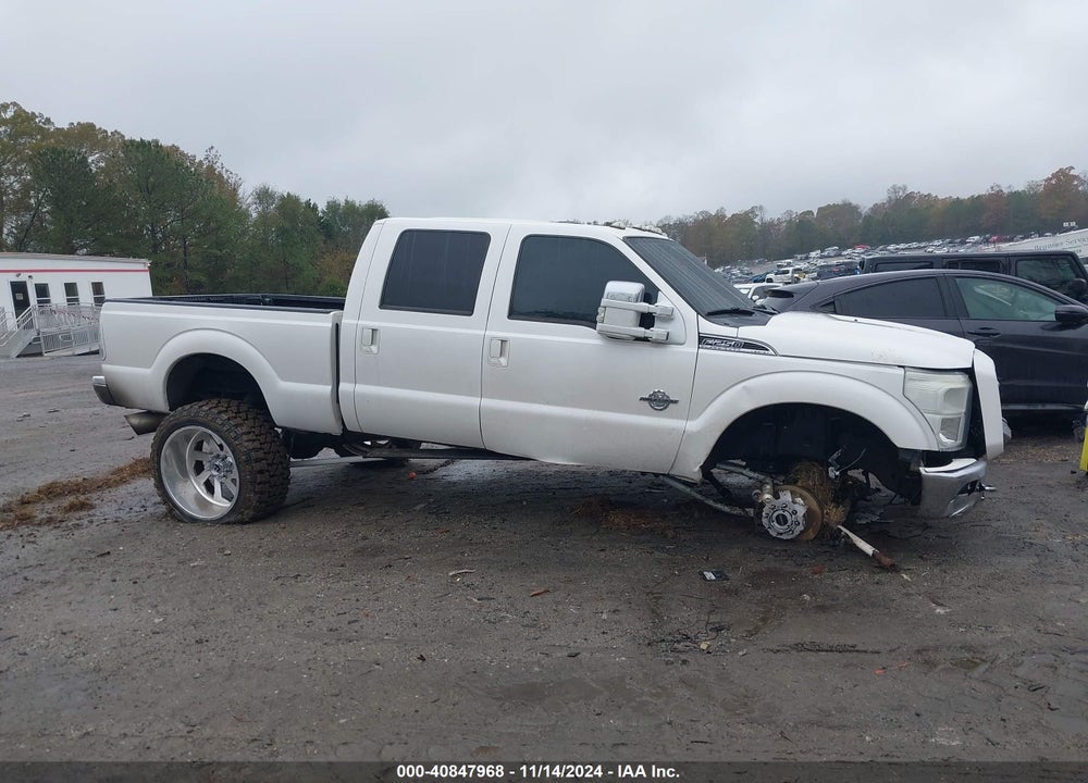 2015 FORD F-250 LARIAT VIN: 1FT7W2BT4FEA31392