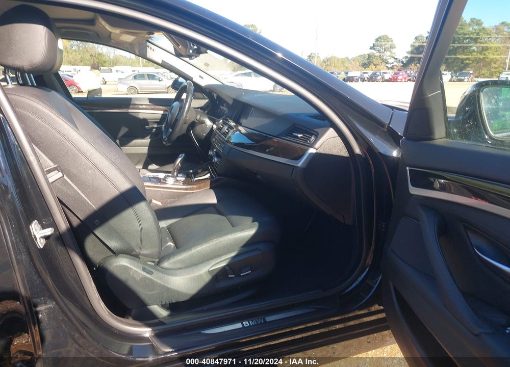 2015 BMW 528I VIN: WBA5A5C54FD515217