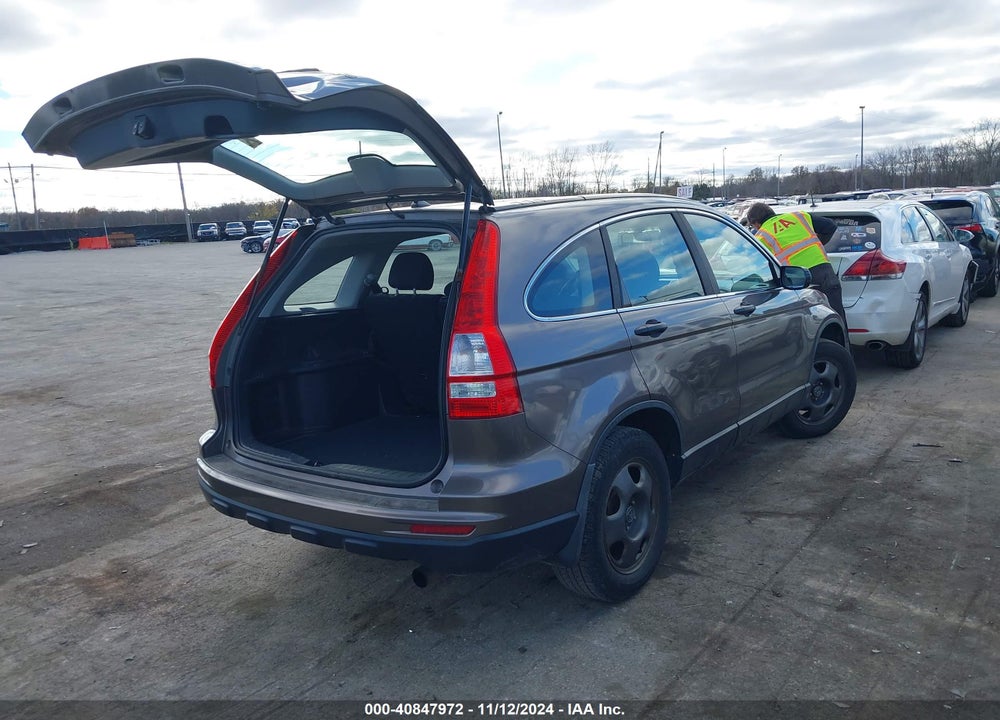 2011 HONDA CR-V LX VIN: 5J6RE3H39BL012524