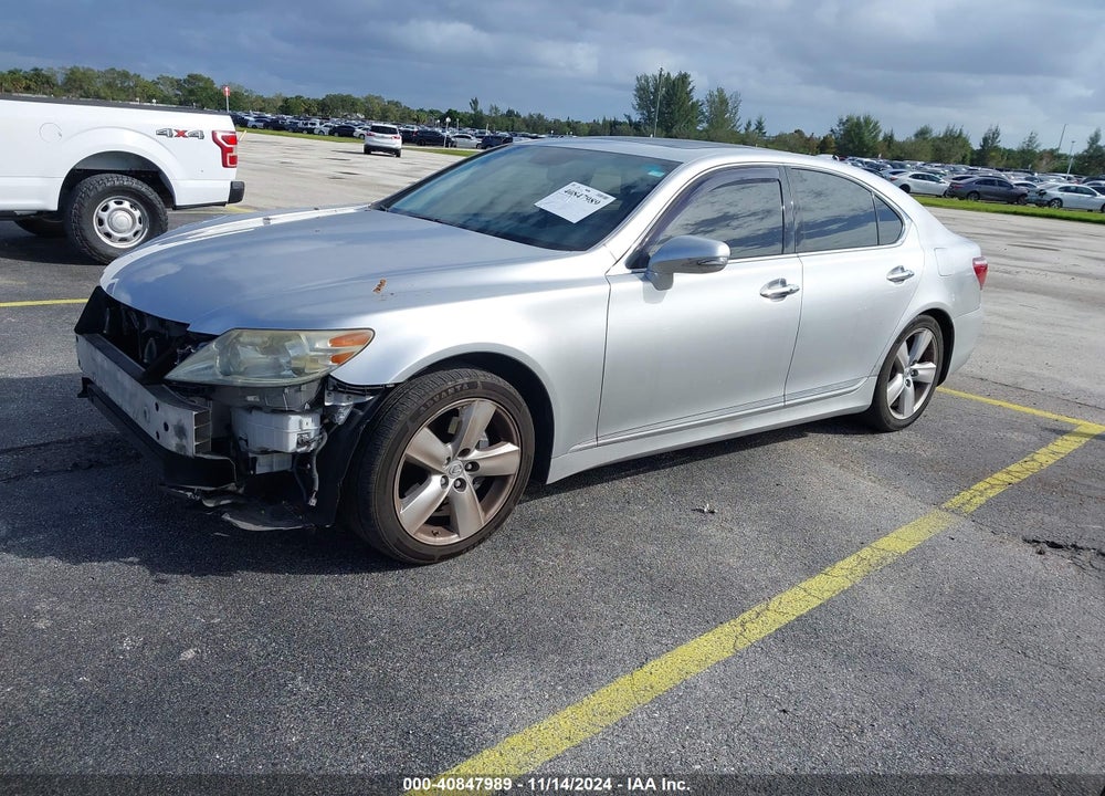 2010 LEXUS LS 460 VIN: JTHBL5EF2A5092158