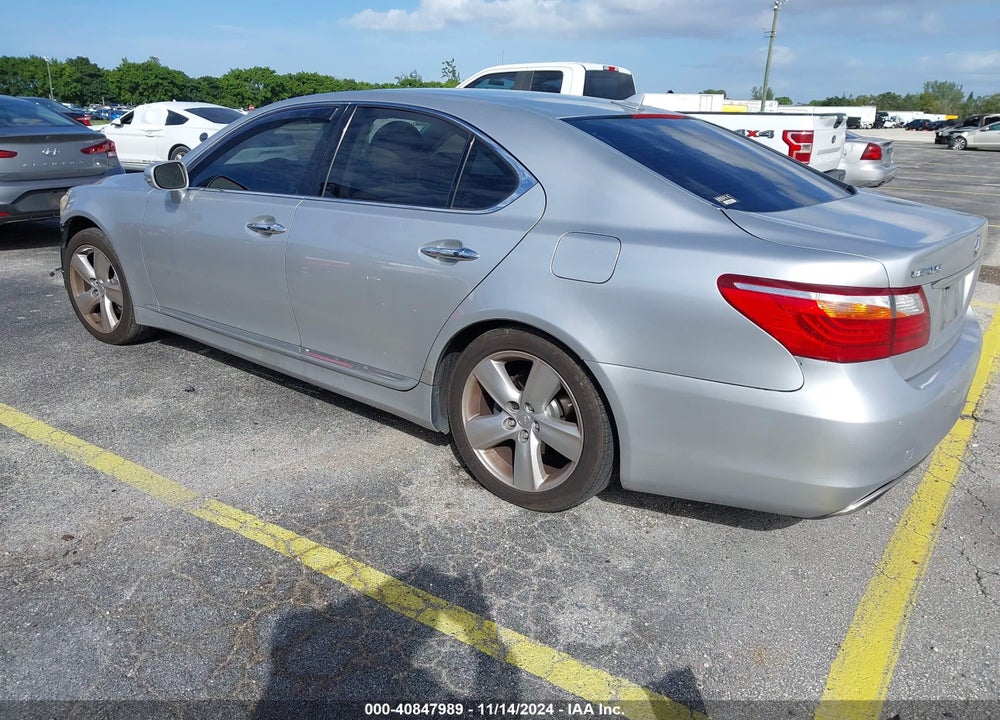 2010 LEXUS LS 460 VIN: JTHBL5EF2A5092158