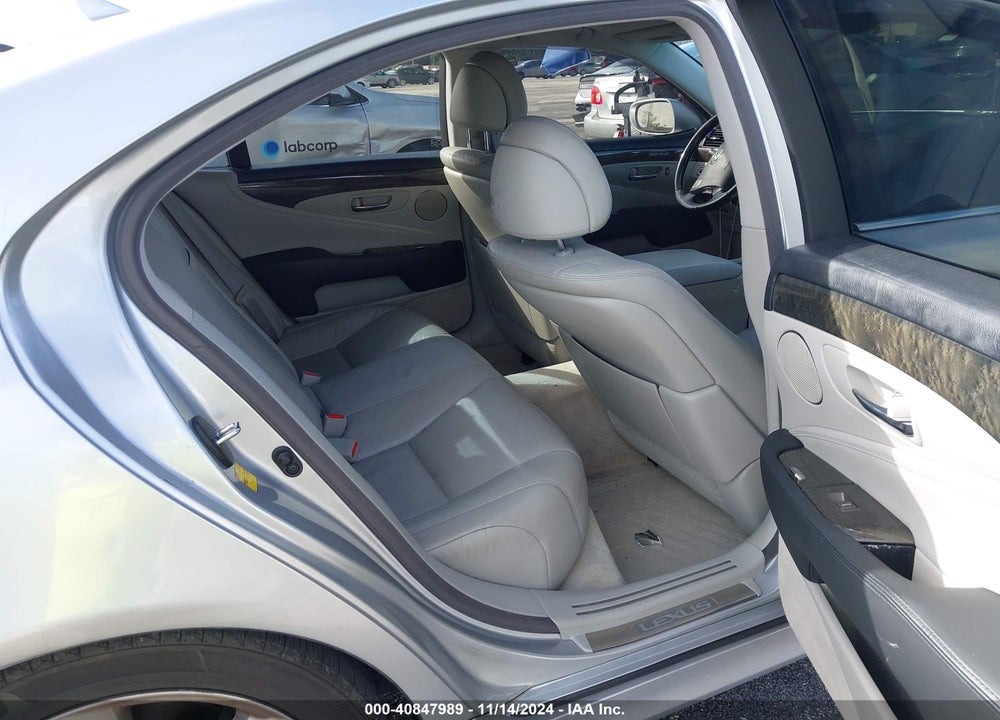 2010 LEXUS LS 460 VIN: JTHBL5EF2A5092158