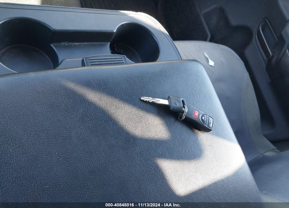 2013 NISSAN TITAN SV VIN: 1N6AA0EJ1DN307606