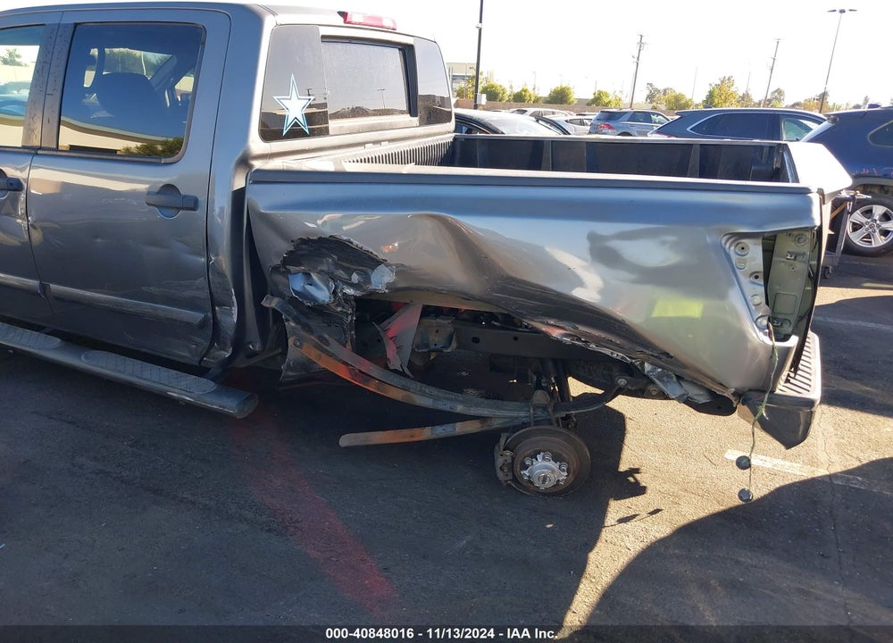 2013 NISSAN TITAN SV VIN: 1N6AA0EJ1DN307606