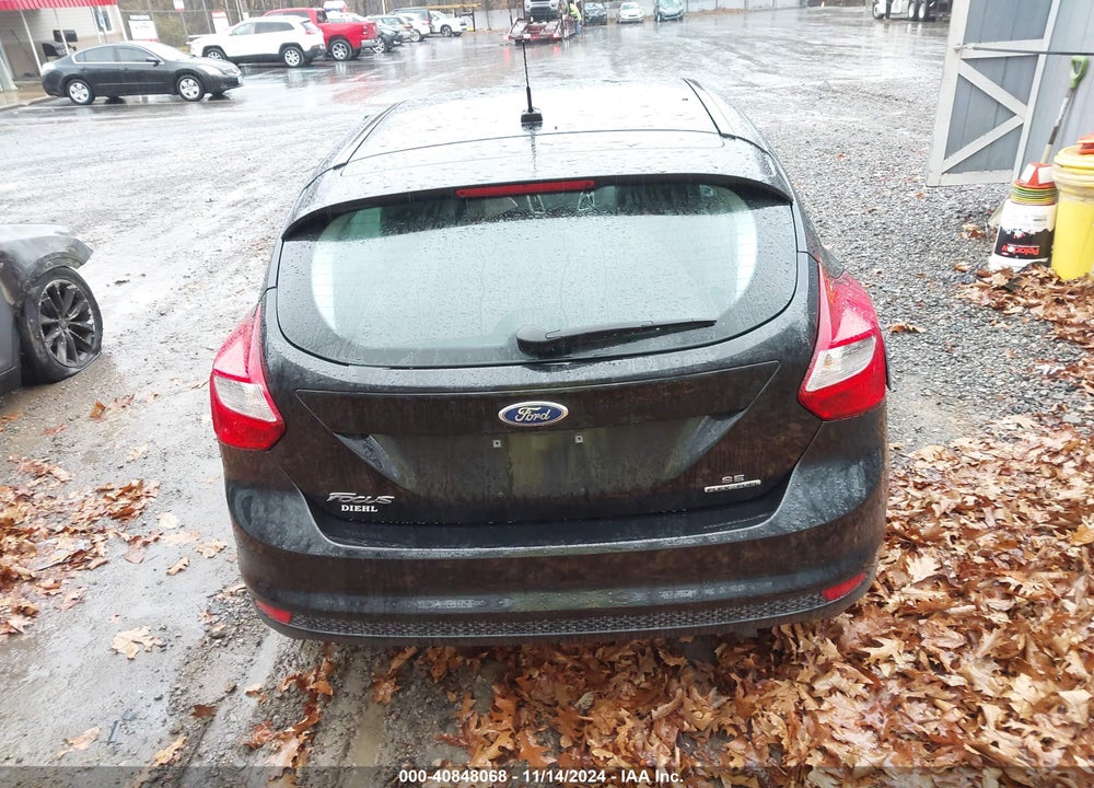 2014 FORD FOCUS SE VIN: 1FADP3K2XEL103080