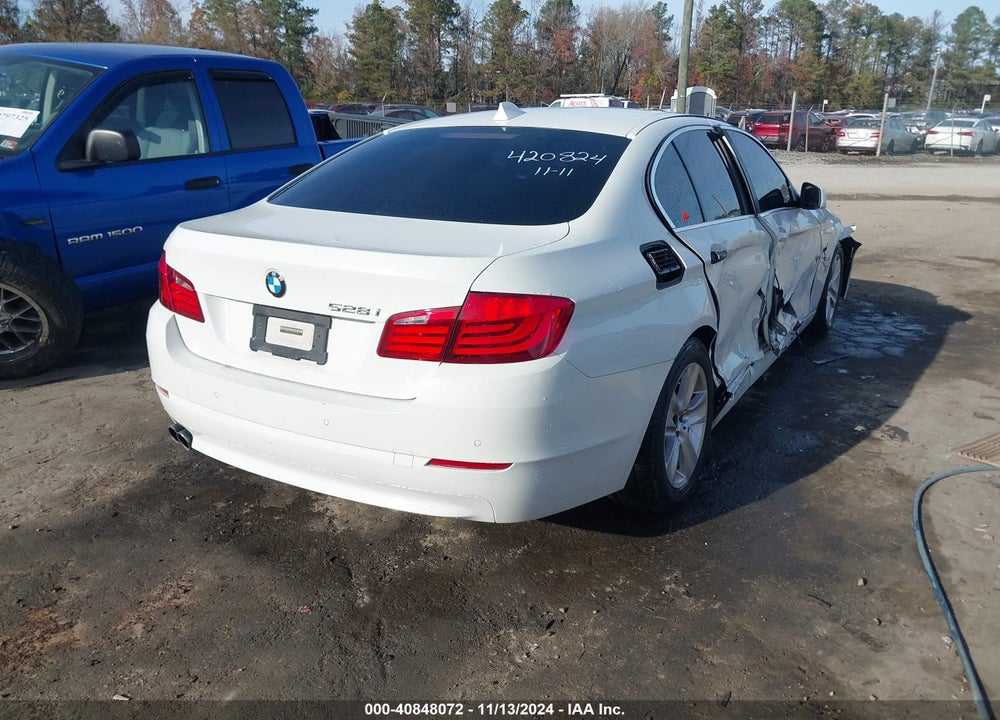 2011 BMW 528I VIN: WBAFR1C59BC746619