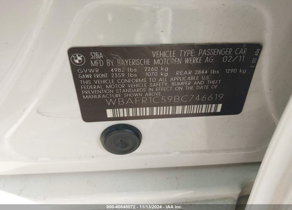 2011 BMW 528I VIN: WBAFR1C59BC746619