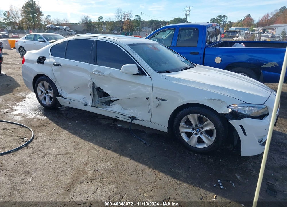 2011 BMW 528I VIN: WBAFR1C59BC746619