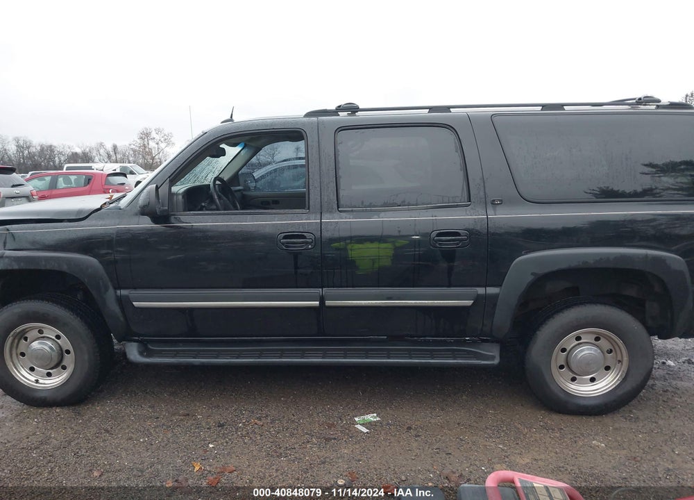 2004 CHEVROLET SUBURBAN 2500 LT VIN: 3GNGK26U44G300339