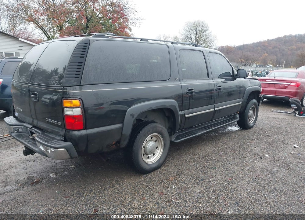 2004 CHEVROLET SUBURBAN 2500 LT VIN: 3GNGK26U44G300339
