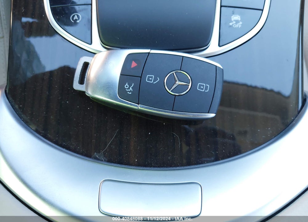 2022 MERCEDES-BENZ GLC 300 4MATIC SUV VIN: W1N0G8EB0NV392016