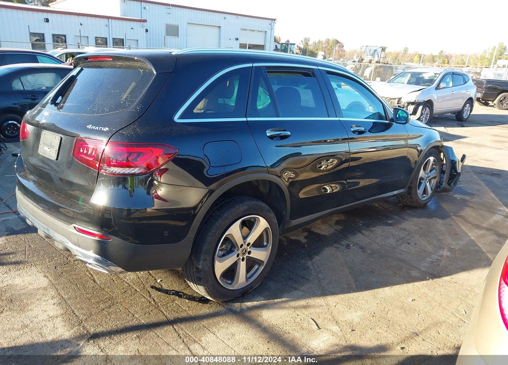 2022 MERCEDES-BENZ GLC 300 4MATIC SUV VIN: W1N0G8EB0NV392016