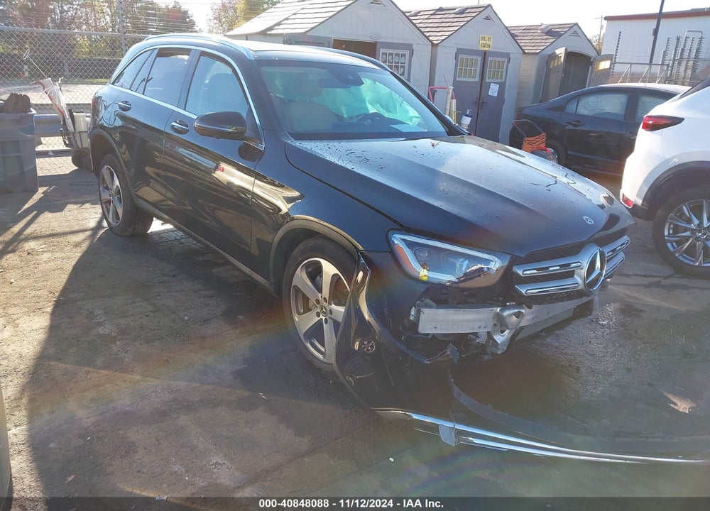 2022 MERCEDES-BENZ GLC 300 4MATIC SUV VIN: W1N0G8EB0NV392016