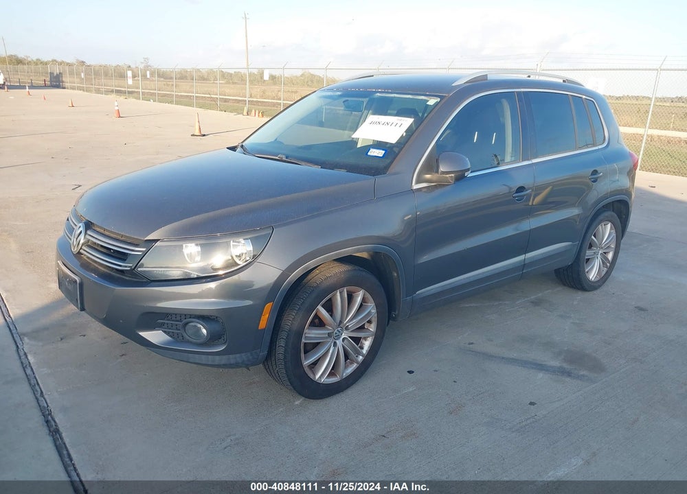2013 VOLKSWAGEN TIGUAN SE VIN: WVGAV3AX3DW568440