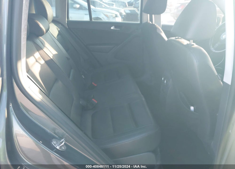 2013 VOLKSWAGEN TIGUAN SE VIN: WVGAV3AX3DW568440