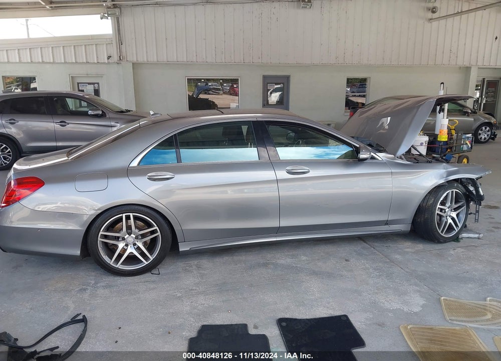 2014 MERCEDES-BENZ S 550 4MATIC VIN: WDDUG8FB8EA033033