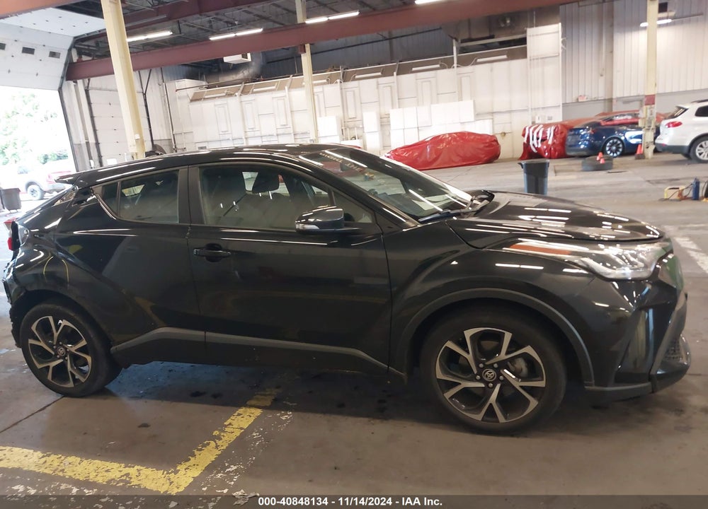 2021 TOYOTA C-HR XLE VIN: JTNKHMBX3M1107168