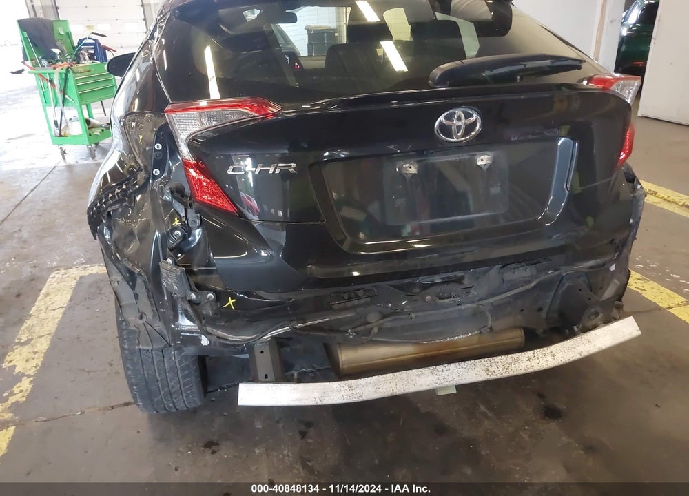 2021 TOYOTA C-HR XLE VIN: JTNKHMBX3M1107168