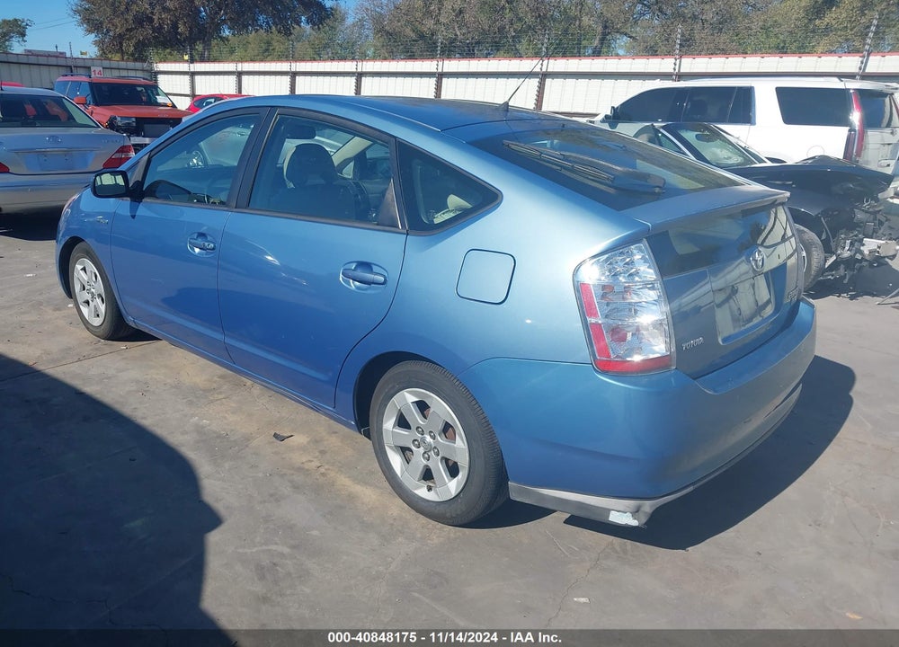 2008 TOYOTA PRIUS VIN: JTDKB20U587722178