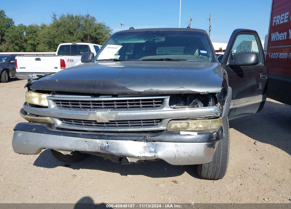 2005 CHEVROLET TAHOE LT VIN: 1GNEC13T95R210583