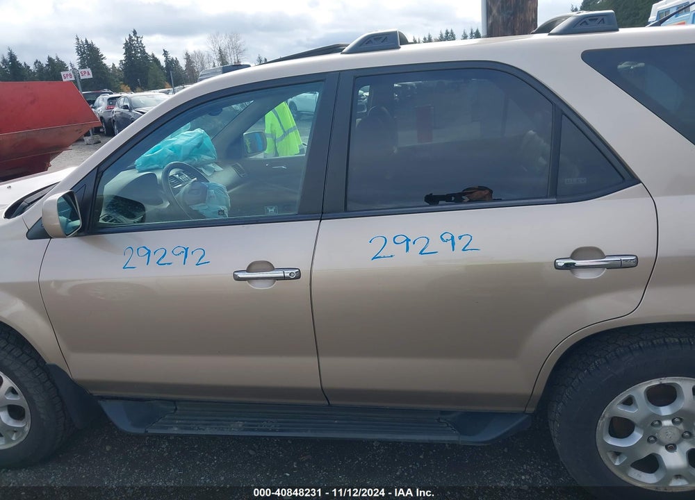 2002 ACURA MDX VIN: 2HNYD18832H531077