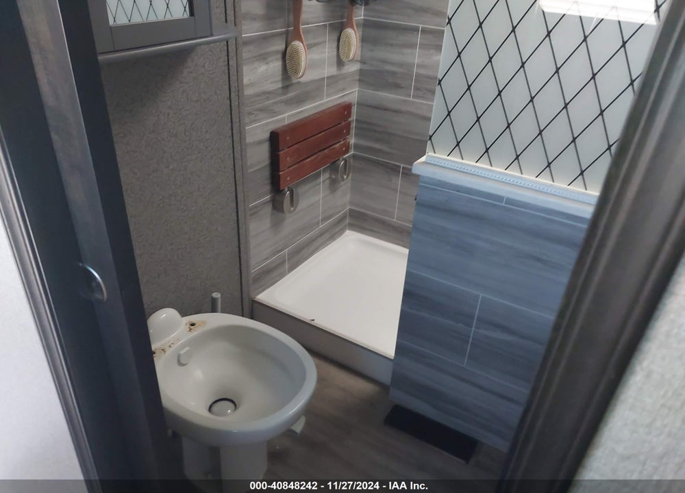 2021 OTHER JAYCO VIN: 1UJCJ0BV6M1RG0230
