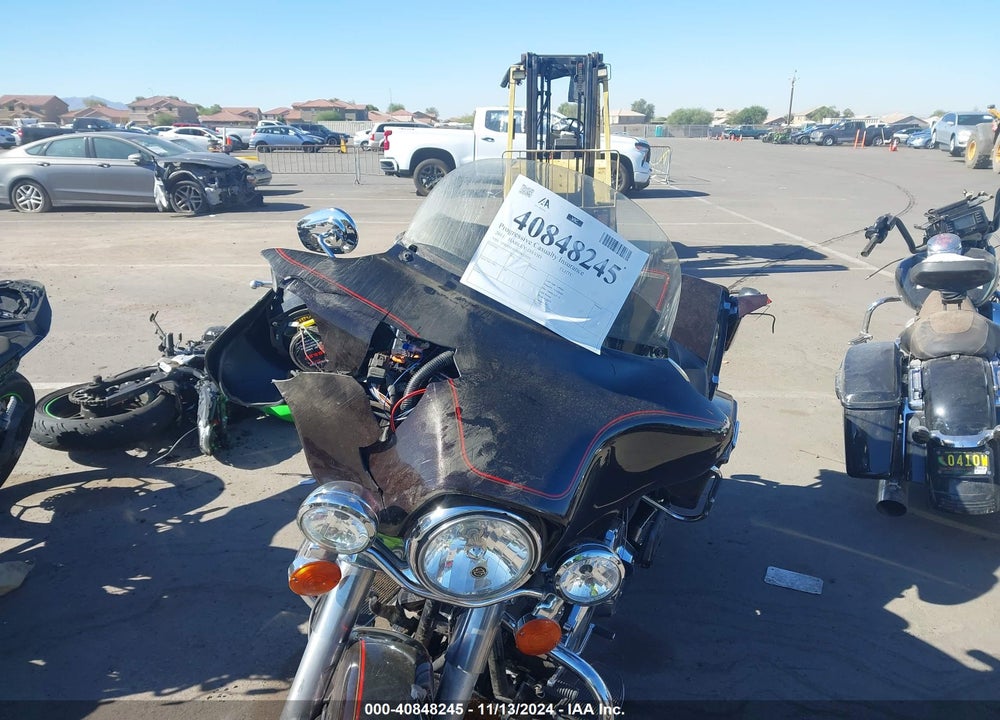 2011 HARLEY-DAVIDSON FLHTC VIN: 1HD1FF419BB632929