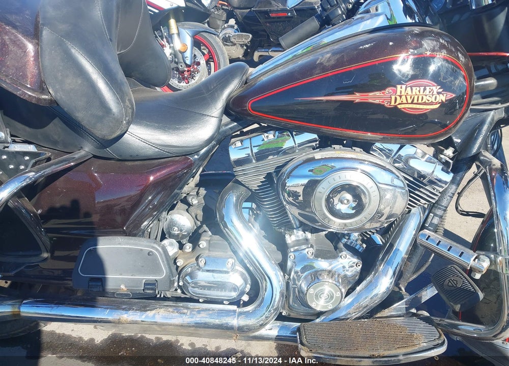 2011 HARLEY-DAVIDSON FLHTC VIN: 1HD1FF419BB632929