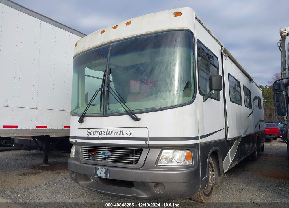 2004 FORD F550 SUPER DUTY STRIPPED CHASS VIN: 1F6NF53S140A07692