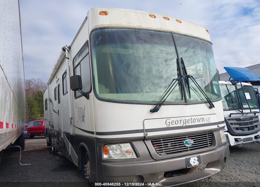2004 FORD F550 SUPER DUTY STRIPPED CHASS VIN: 1F6NF53S140A07692