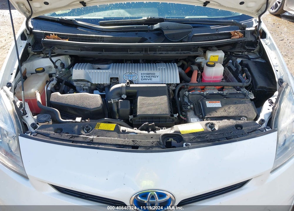 2013 TOYOTA PRIUS FIVE VIN: JTDKN3DU2D5700684