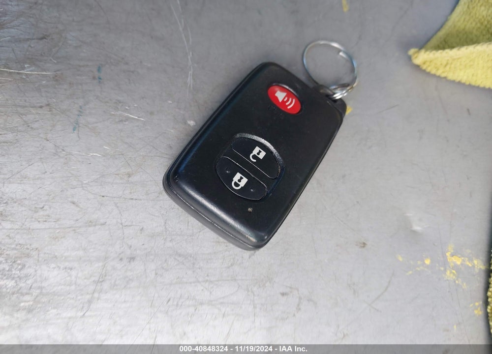 2013 TOYOTA PRIUS FIVE VIN: JTDKN3DU2D5700684