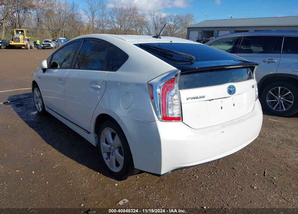 2013 TOYOTA PRIUS FIVE VIN: JTDKN3DU2D5700684