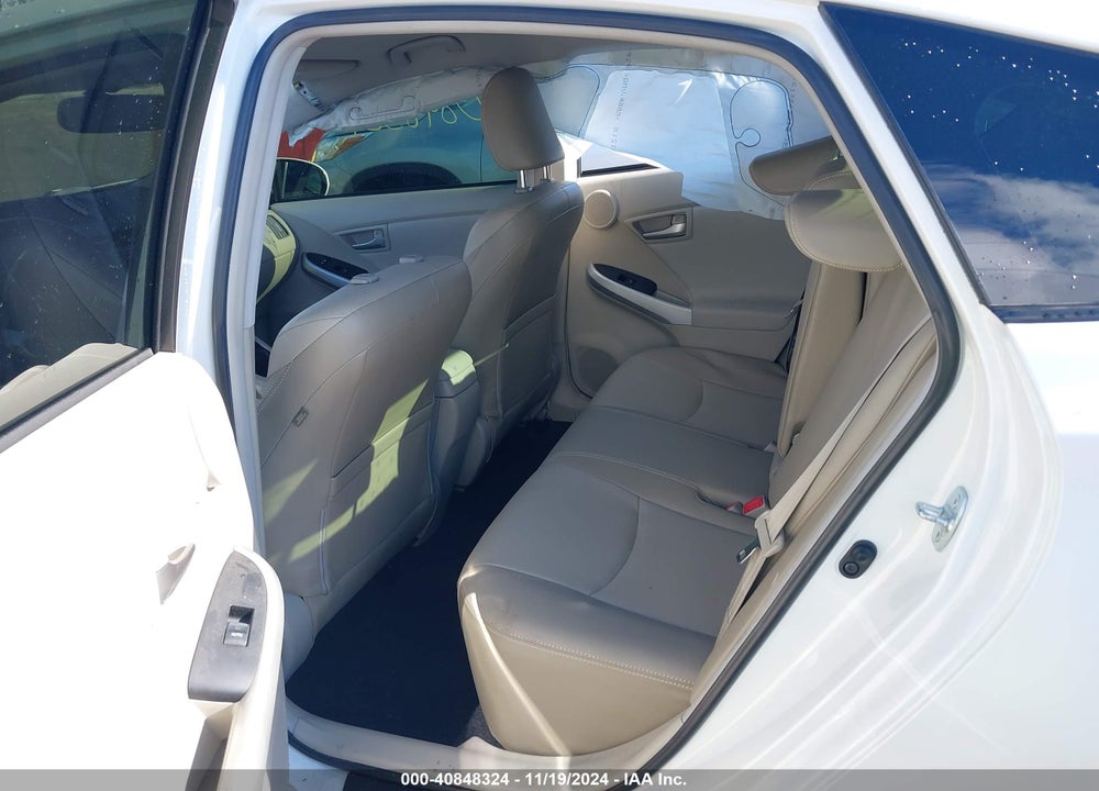 2013 TOYOTA PRIUS FIVE VIN: JTDKN3DU2D5700684