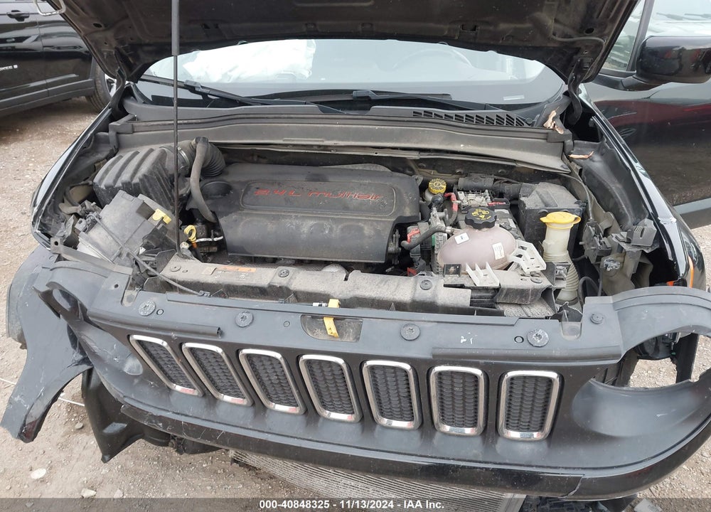 2017 JEEP RENEGADE LATITUDE 4X4 VIN: ZACCJBBB8HPF89308