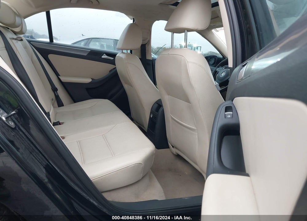 2014 VOLKSWAGEN JETTA 2.0L TDI VIN: 3VWLL7AJ5EM387604