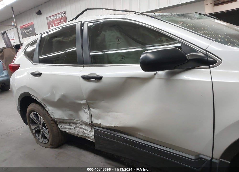2017 HONDA CR-V LX VIN: 2HKRW6H36HH215498