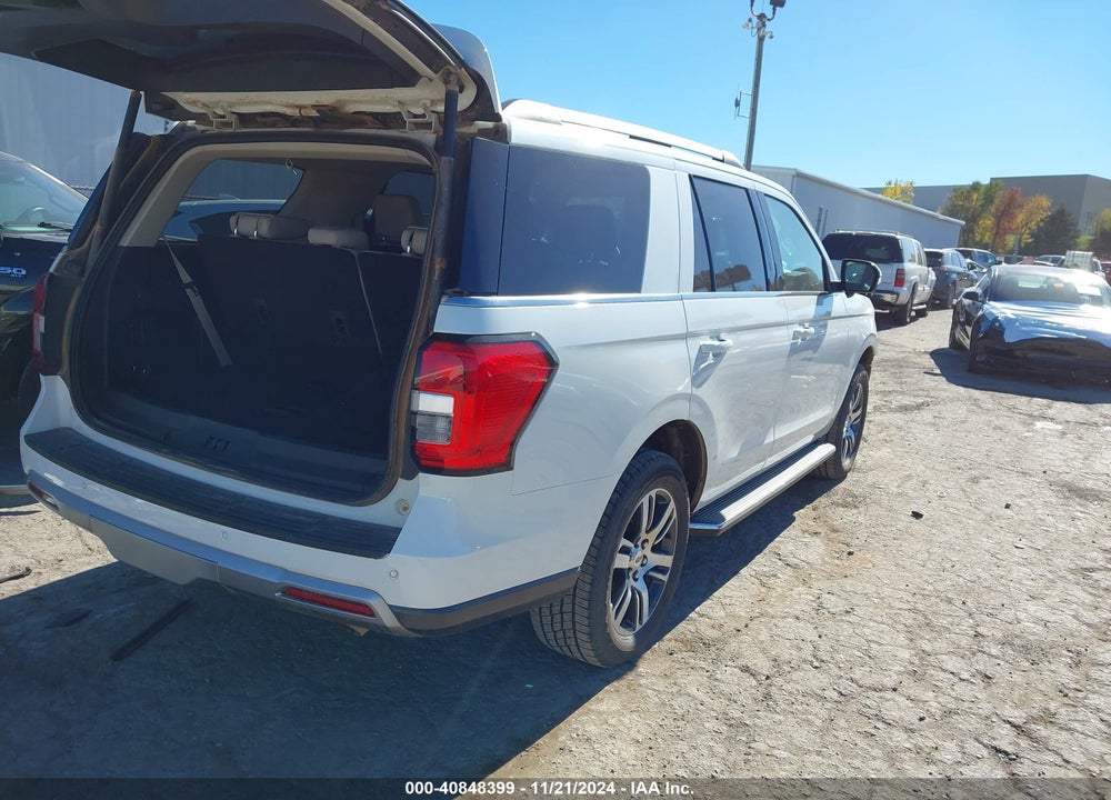 2023 FORD EXPEDITION XLT VIN: 1FMJU1J85PEA46628