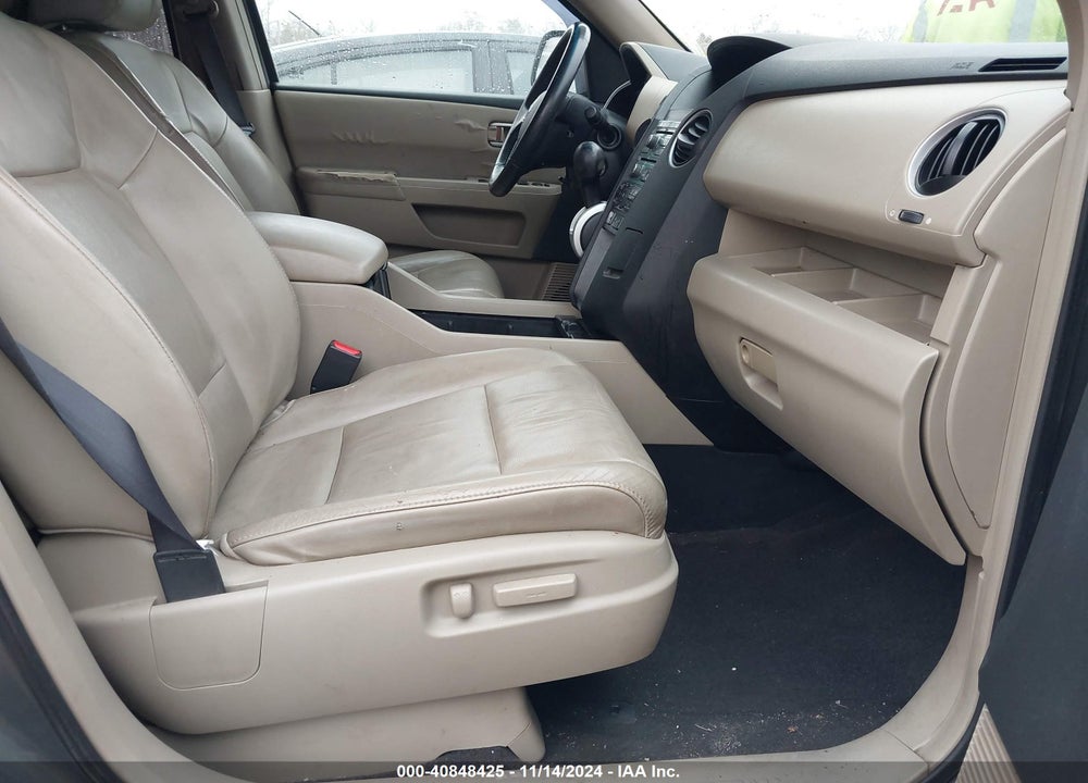 2009 HONDA PILOT EX-L VIN: 5FNYF38619B008800