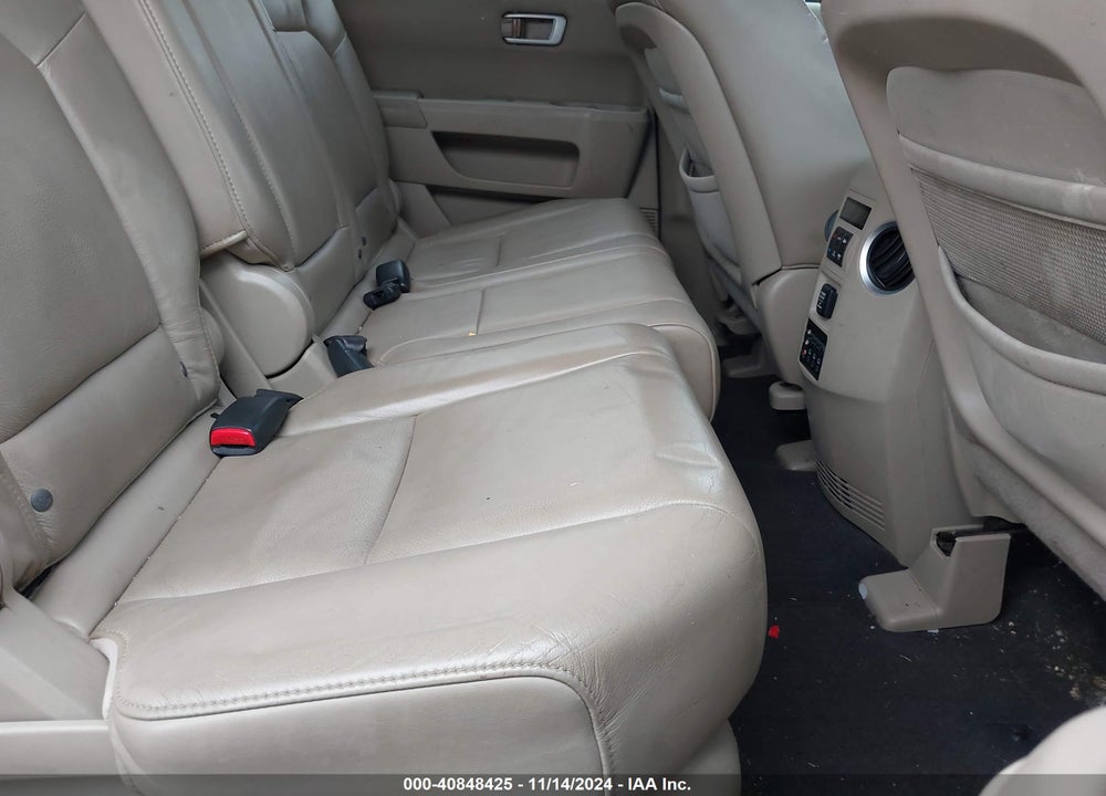 2009 HONDA PILOT EX-L VIN: 5FNYF38619B008800